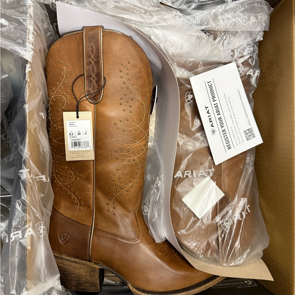 Ariat Tan Leather Cowboy Boots